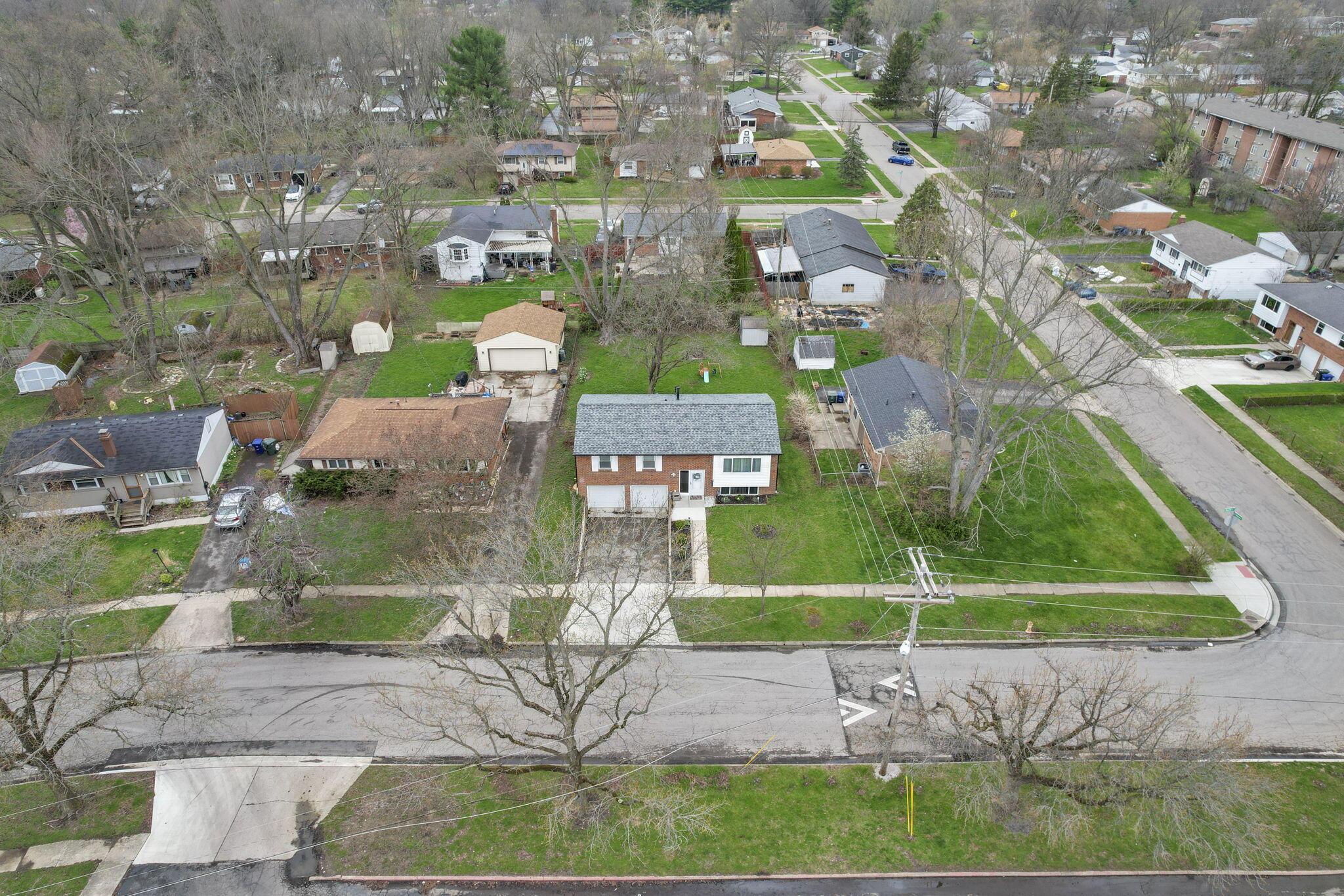 5667 Roche Drive Columbus, OH 43229 - Photo 35 of 36