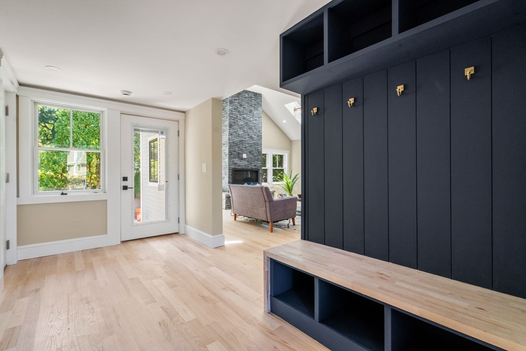 10 Robinson Road Medford, MA 02155 - Photo 17 of 38 Gallery Image 17