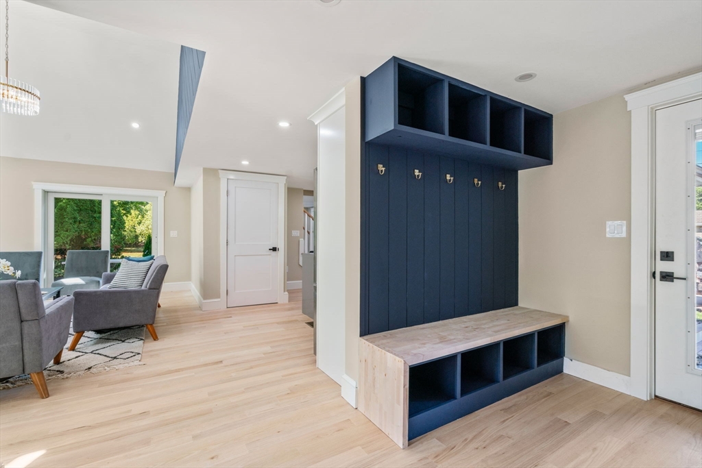10 Robinson Road Medford, MA 02155 - Photo 18 of 38 Gallery Image 18