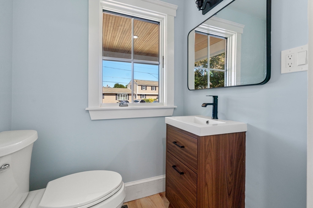 10 Robinson Road Medford, MA 02155 - Photo 19 of 38 Gallery Image 19