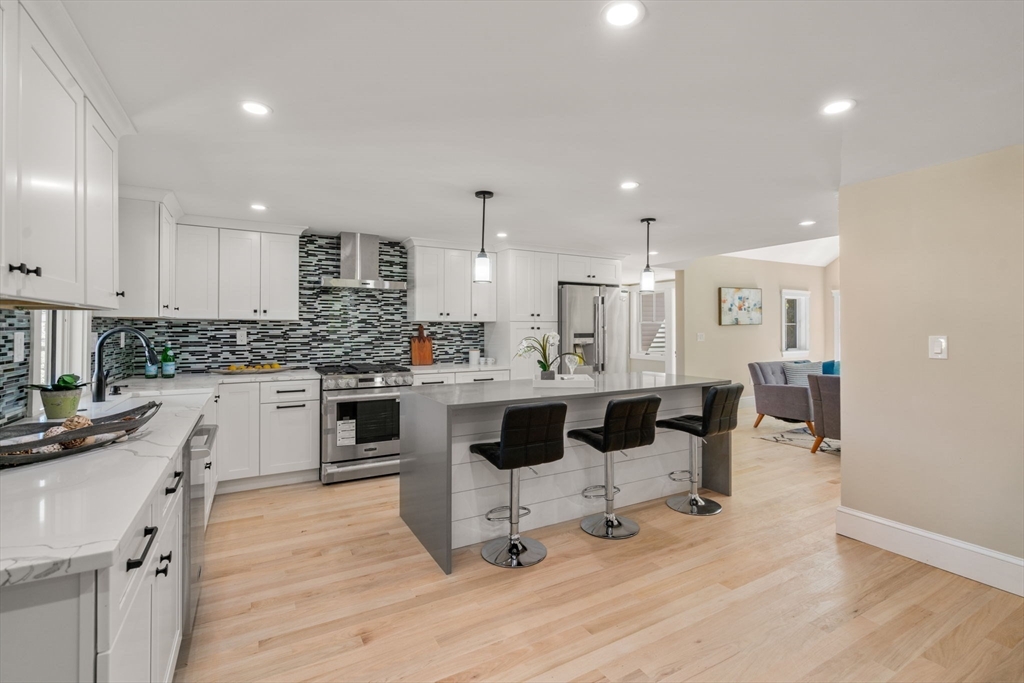 10 Robinson Road Medford, MA 02155 - Photo 8 of 38 Gallery Image 8