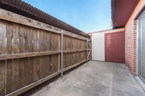 $135,000 | 1809 East Grauwyler Road, Unit 130, Irving, TX 75061