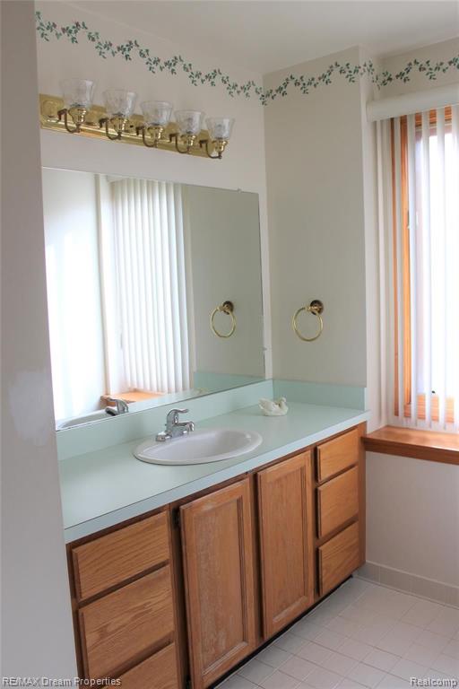 21975 River Ridge Trail Farmington Hills, MI 48335 - Photo 18 of 22