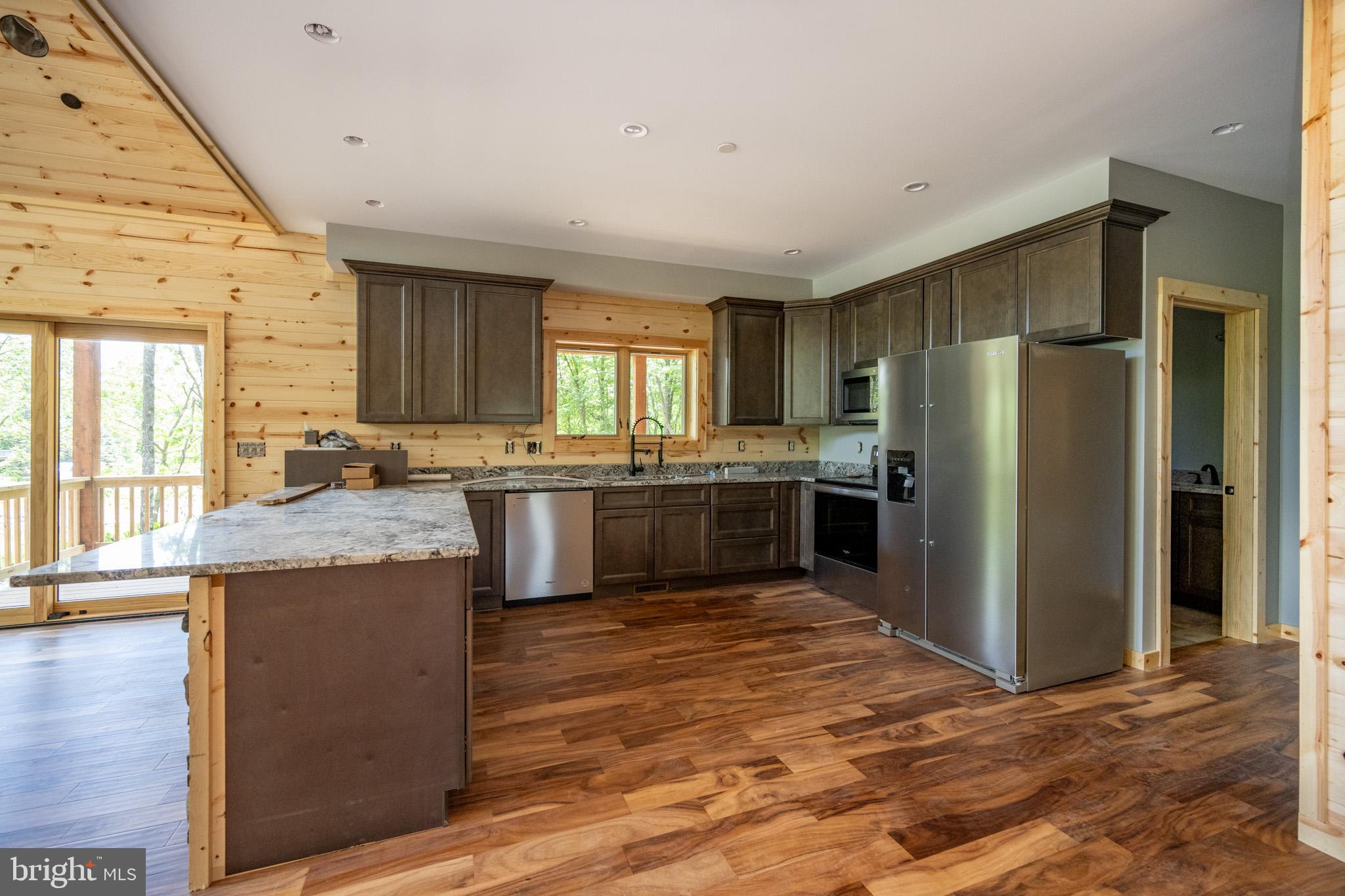 1333 Wisp Mountain Road McHenry, MD 21541 - Photo 13 of 59