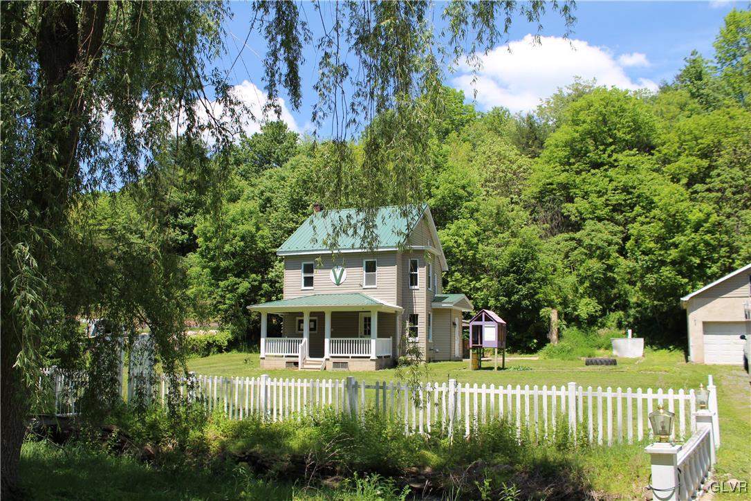2076 Long Run Road Lehighton, PA 18235 - Photo 1 of 8 Gallery Image 1