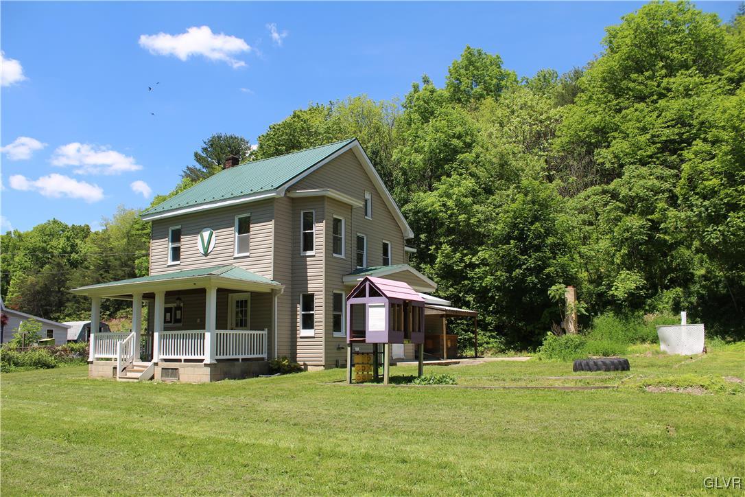 2076 Long Run Road Lehighton, PA 18235 - Photo 2 of 8 Gallery Image 2