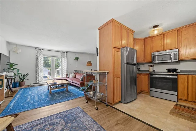 $489,000 | 134 South Richland Street, South Portland, ME 04106