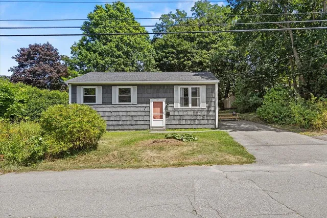$489,000 | 134 South Richland Street, South Portland, ME 04106