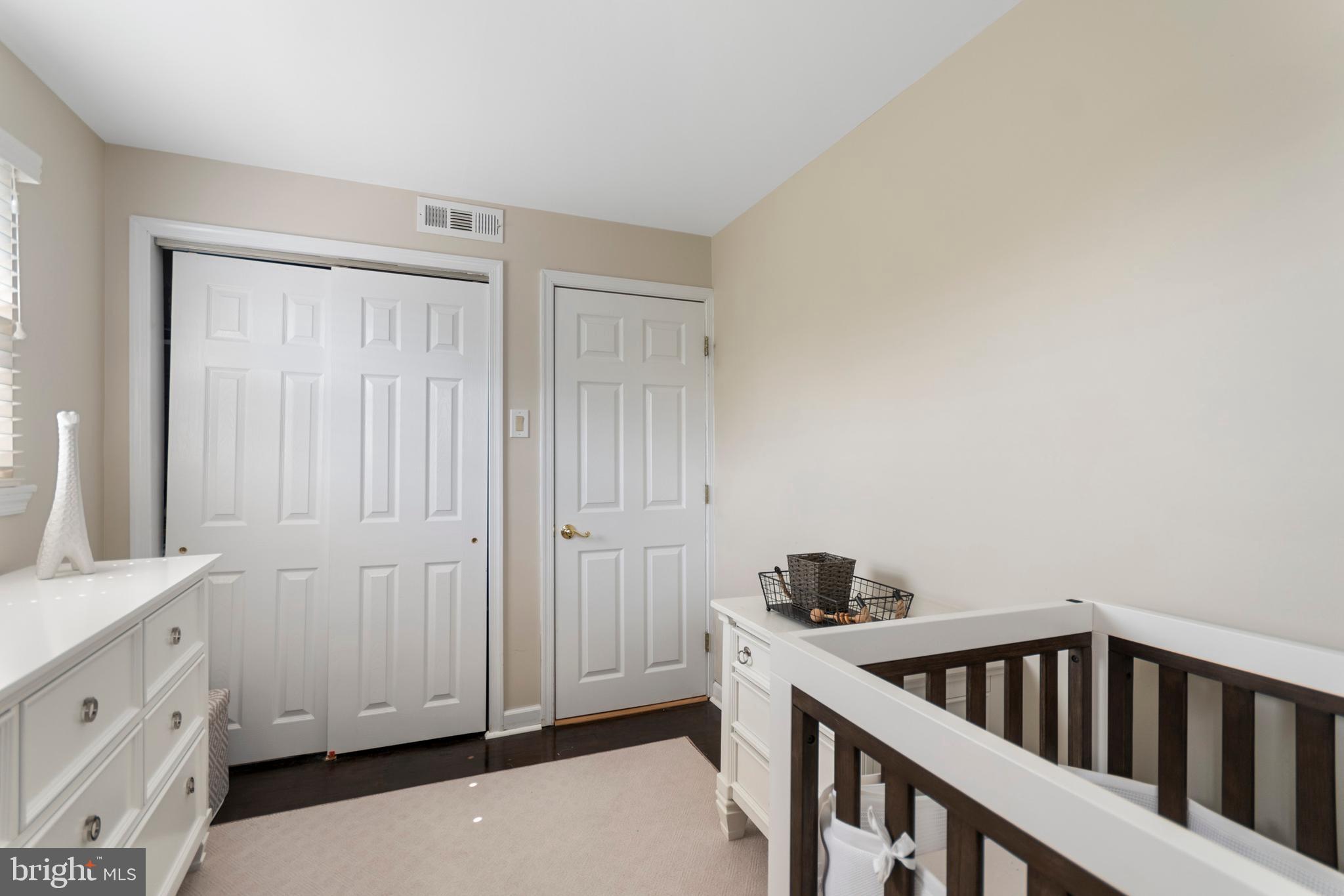 3825 Greenacres Road Philadelphia, PA 19154 - Photo 16 of 25