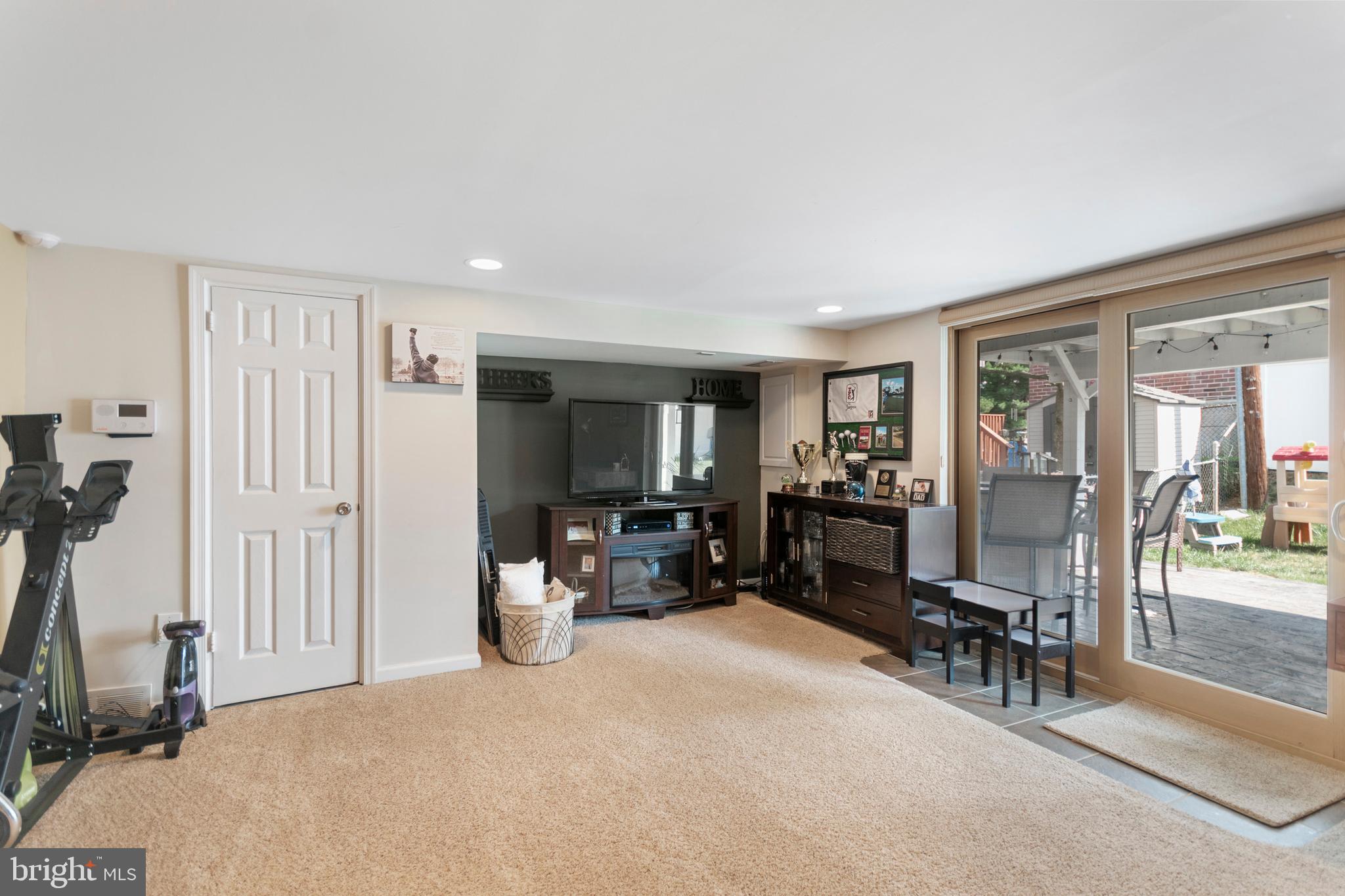 3825 Greenacres Road Philadelphia, PA 19154 - Photo 20 of 25