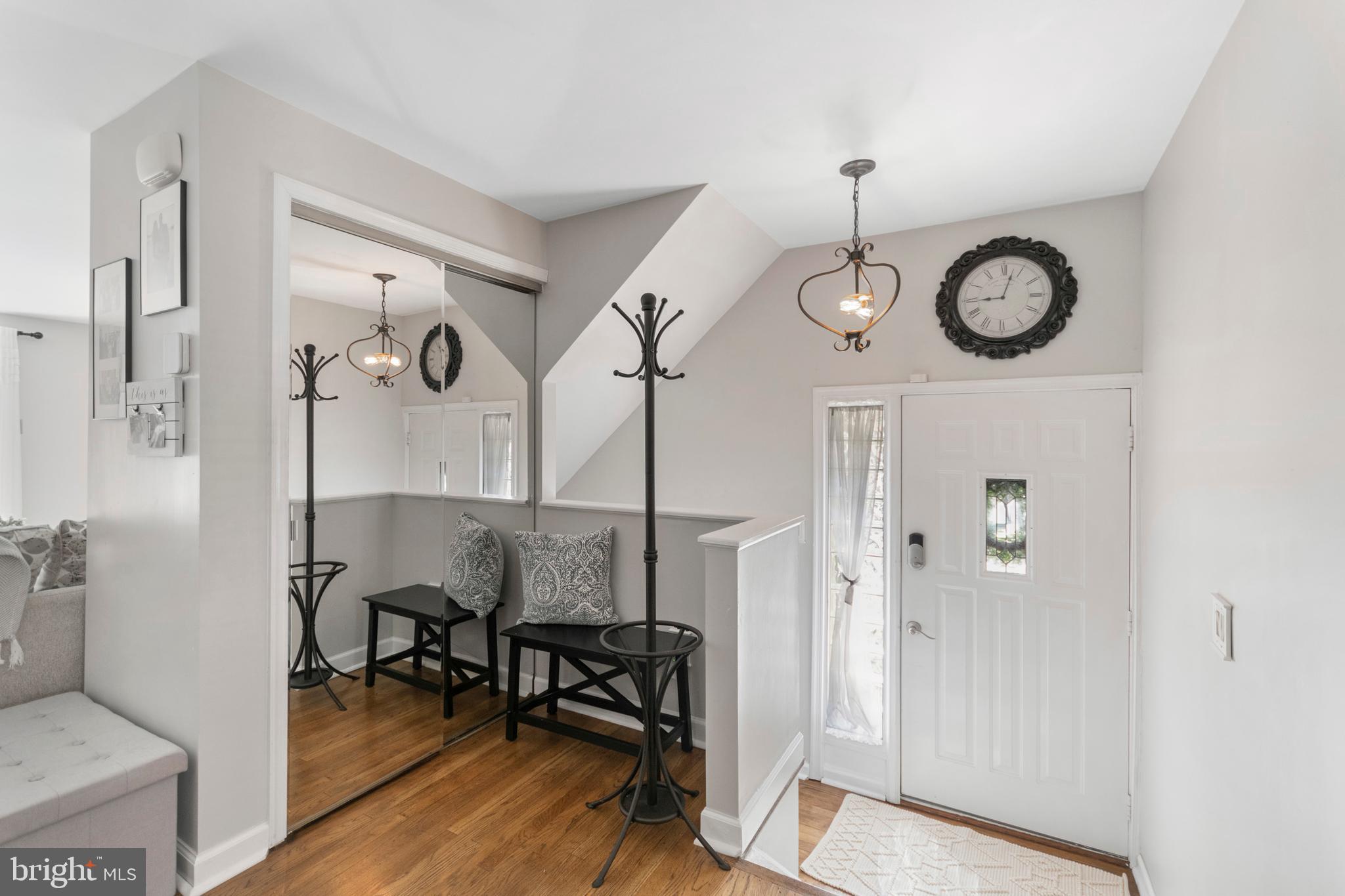 3825 Greenacres Road Philadelphia, PA 19154 - Photo 4 of 25