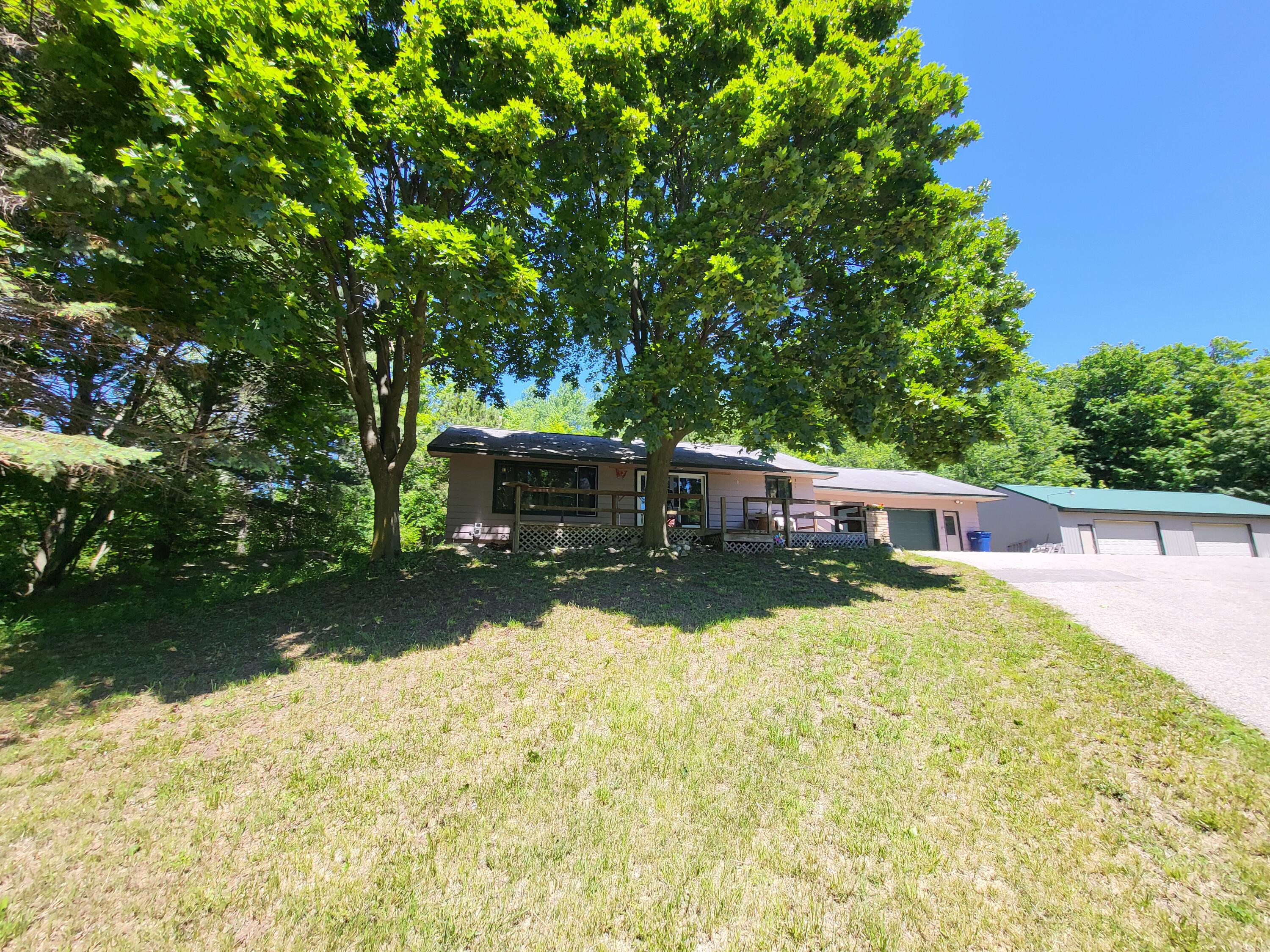 895 Edenhill Road Beulah, MI 49617 - Photo 50 of 71 20240610_135937