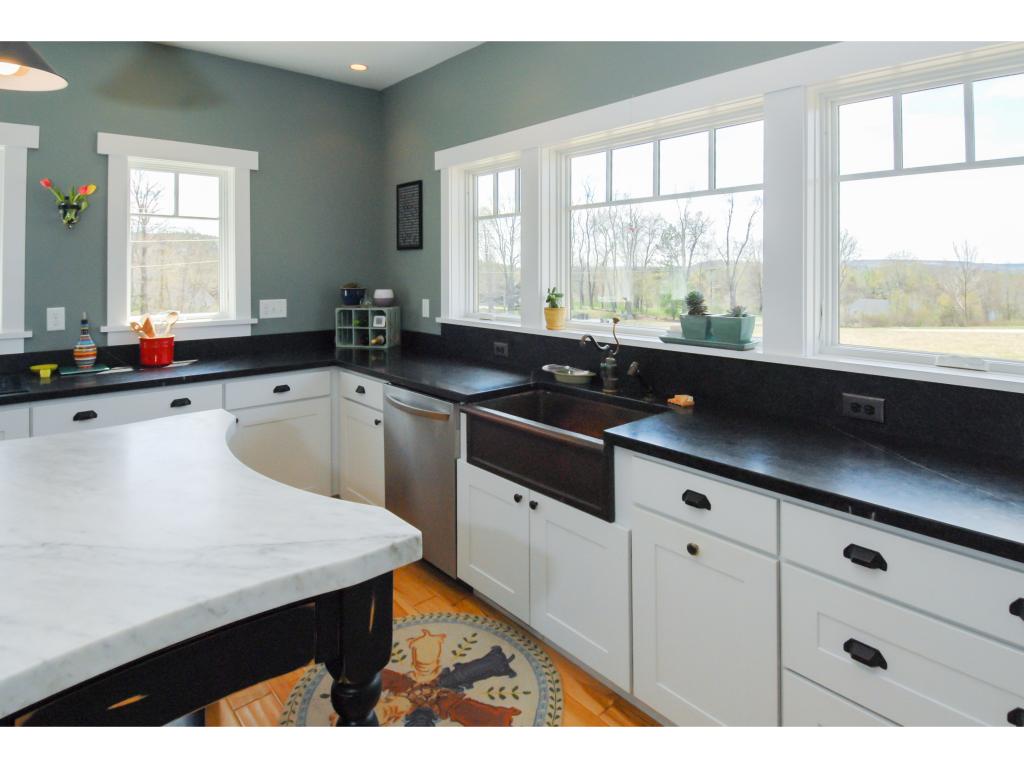 157 Snow Pond Road Concord, NH 03301 - Photo 4 of 34