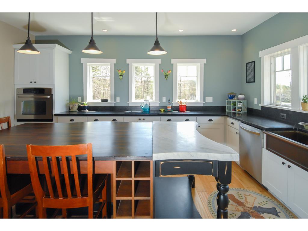 157 Snow Pond Road Concord, NH 03301 - Photo 5 of 34