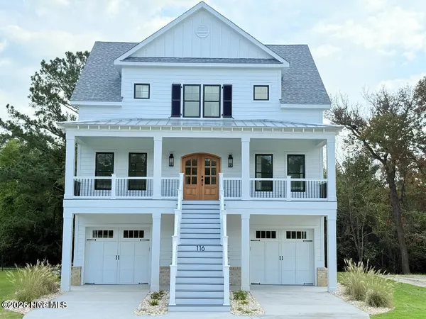 $1,049,900 | 116 Hardwick Lane, Newport, NC 28570