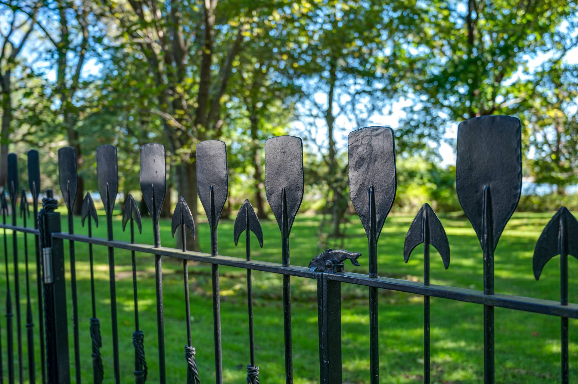 10 Ferry Road Sag Harbor, NY 11963 - Photo 19 of 41