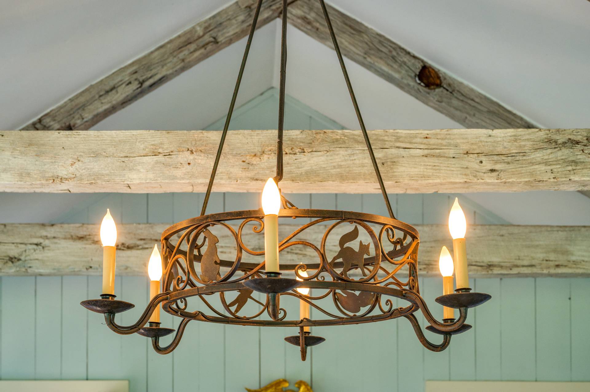 10 Ferry Road Sag Harbor, NY 11963 - Photo 33 of 41 a blue and white umbrella sitting next to a yard