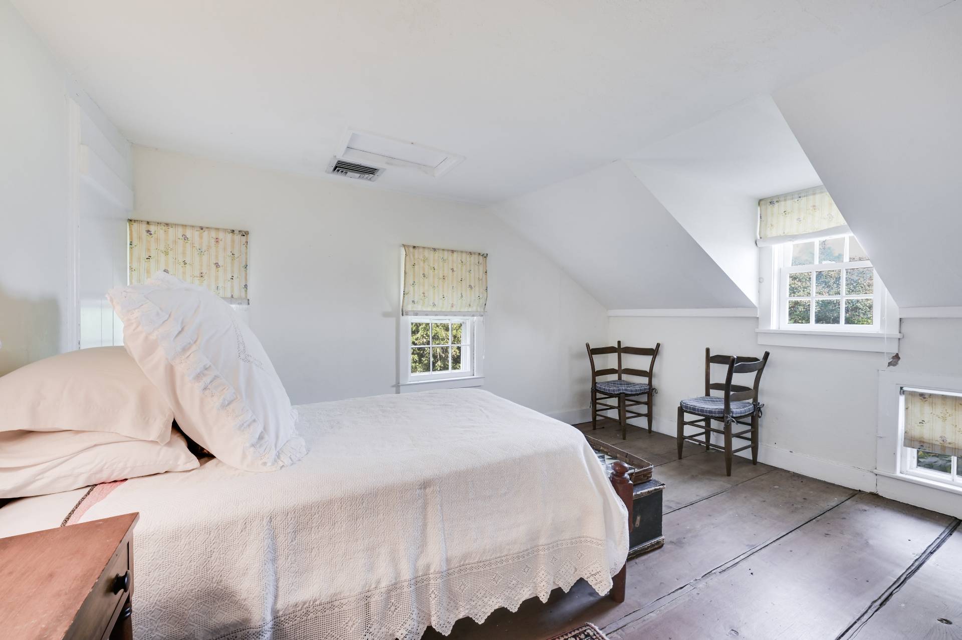 10 Ferry Road Sag Harbor, NY 11963 - Photo 39 of 41 a bedroom with a large bed and a closet