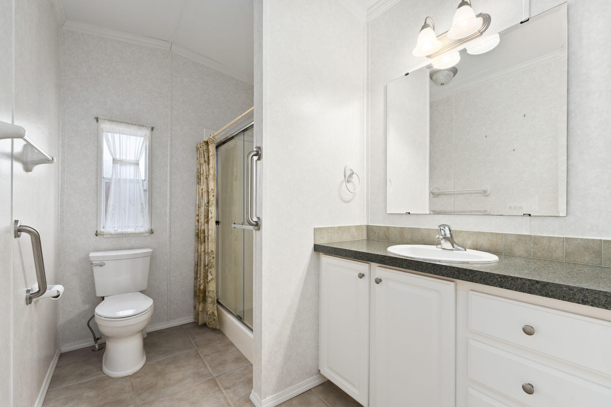 6910 Southeast Congress Street Hobe Sound, FL 33455 - Photo 17 of 38 13-web-or-mls-DSC07859