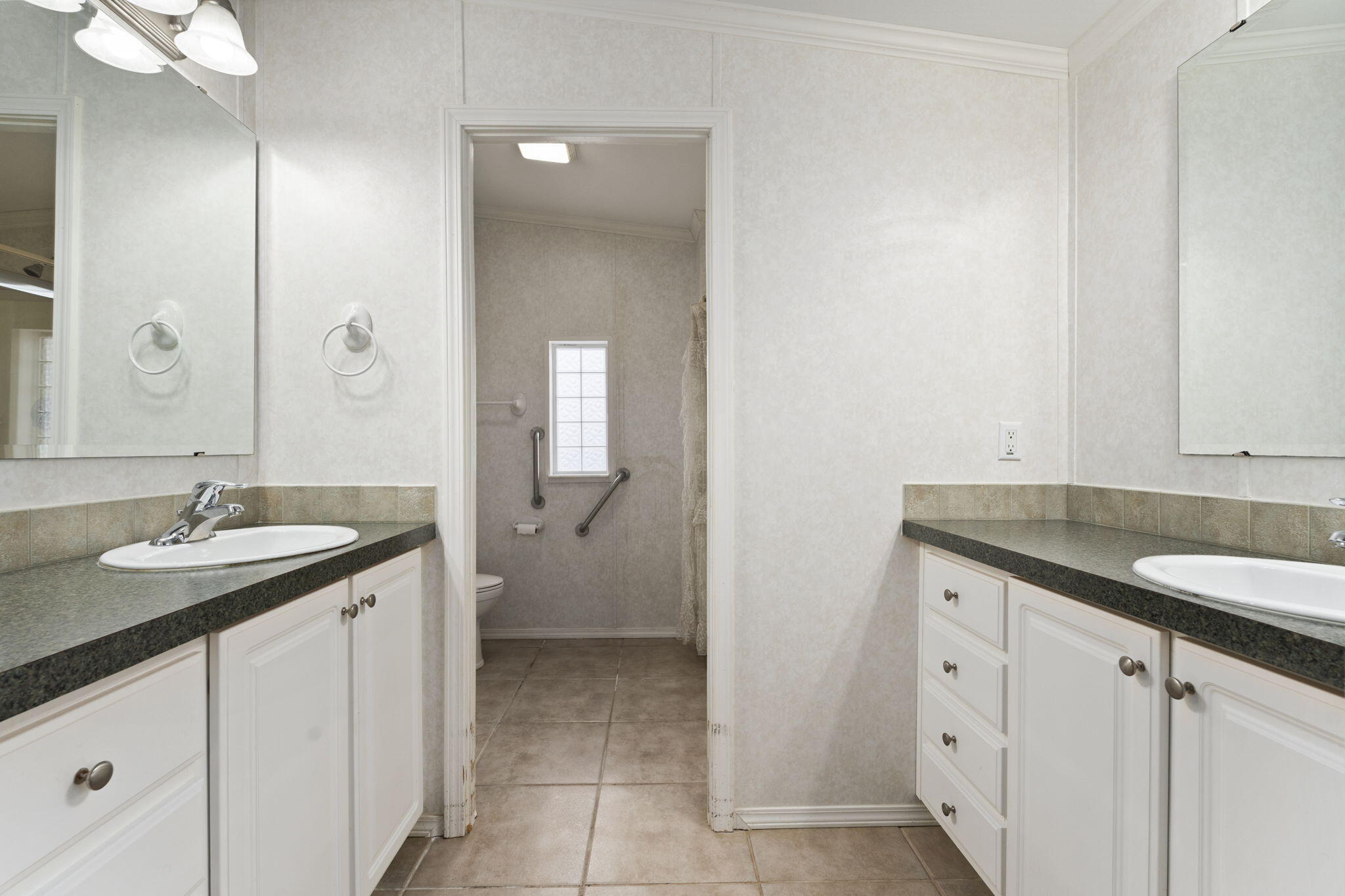 6910 Southeast Congress Street Hobe Sound, FL 33455 - Photo 23 of 38 30-web-or-mls-DSC07992