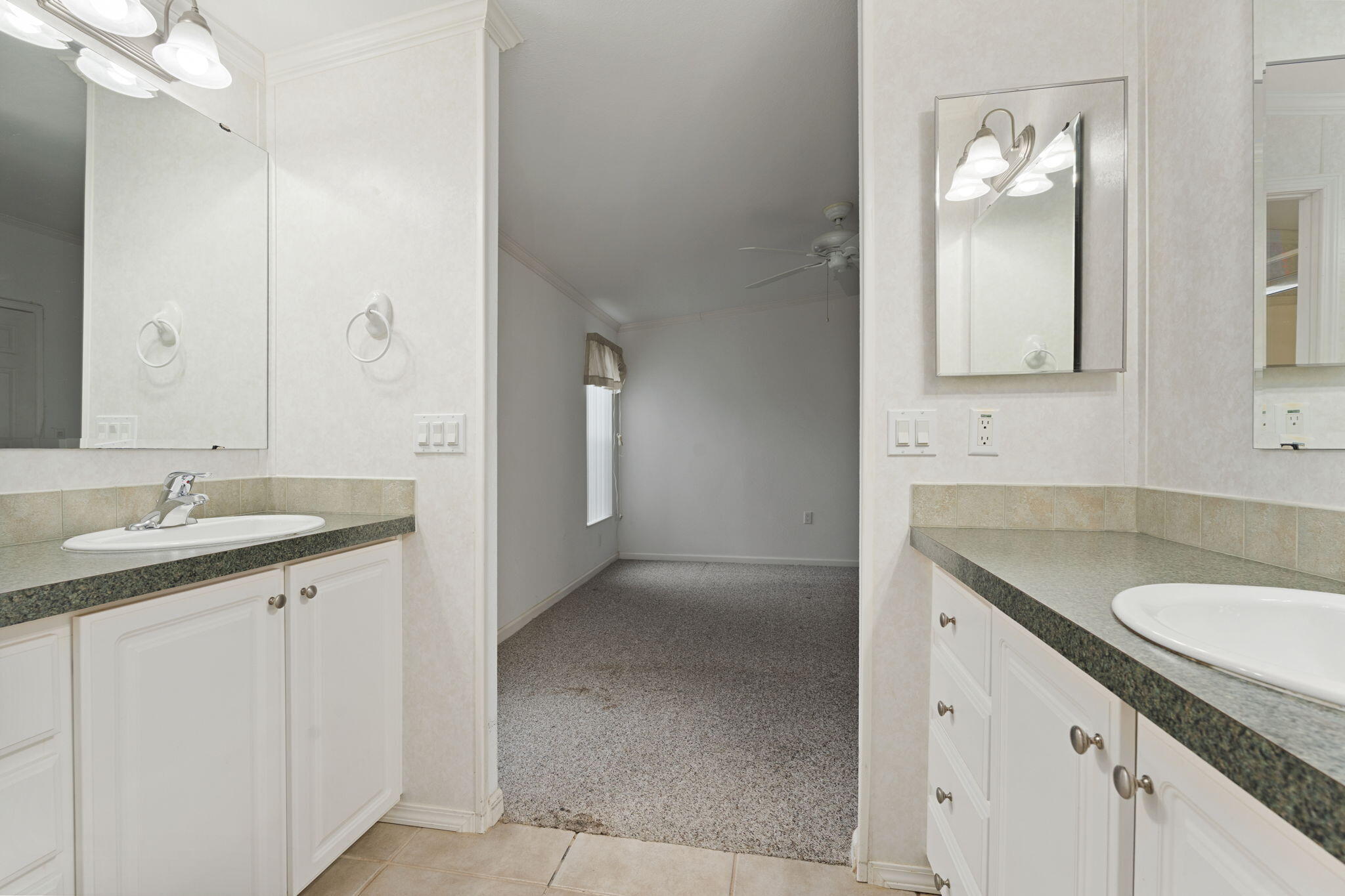 6910 Southeast Congress Street Hobe Sound, FL 33455 - Photo 24 of 38 31-web-or-mls-DSC08001