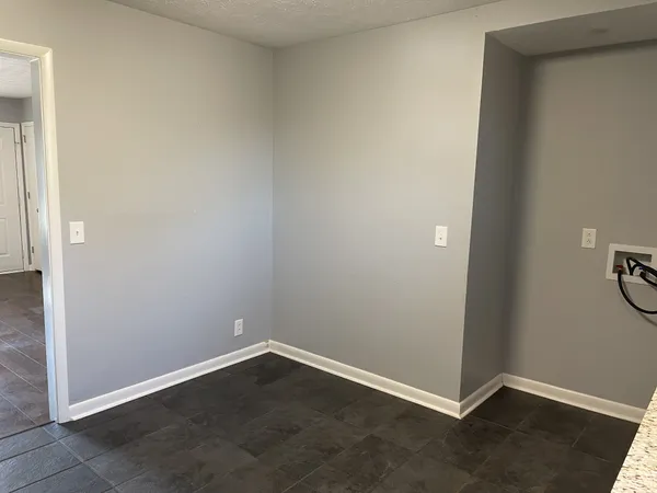 $1,450 | 715 Virginia Avenue, Nashville, TN 37216