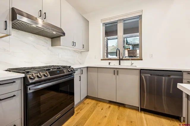 $899,000 | 170 Hay Barn Road, Durango, CO 81301