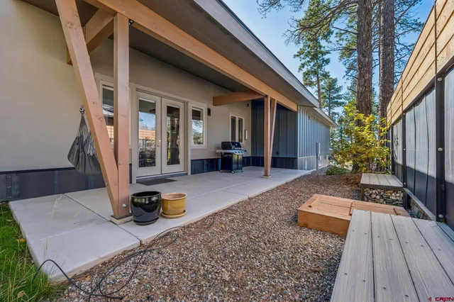 $899,000 | 170 Hay Barn Road, Durango, CO 81301