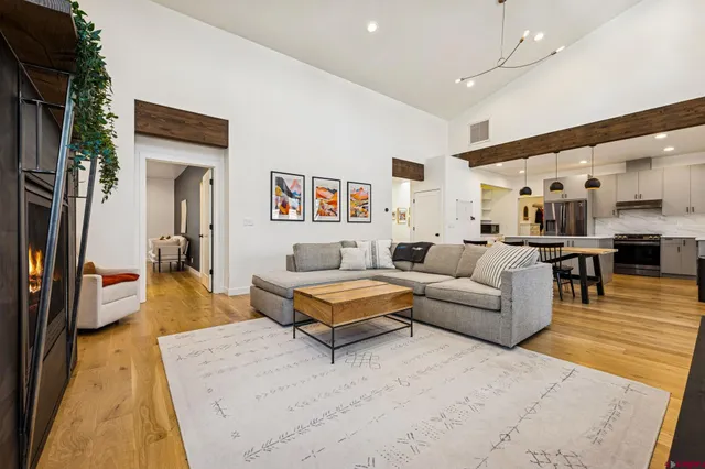 $899,000 | 170 Hay Barn Road, Durango, CO 81301