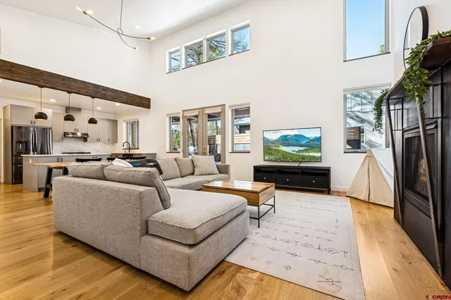 $899,000 | 170 Hay Barn Road, Durango, CO 81301