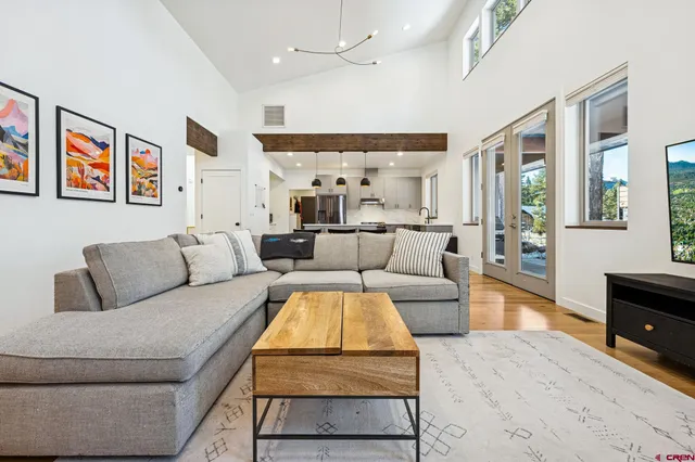 $899,000 | 170 Hay Barn Road, Durango, CO 81301