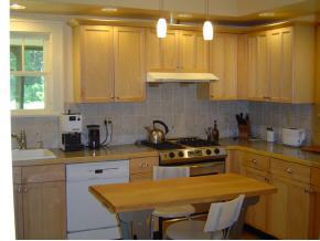 38 Ledge Road Burlington, VT 05401 - Photo 5 of 8 Gallery Image 5