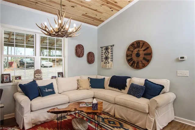 $1,025,000 | 3488 Highway 134, Troy, NC 27371