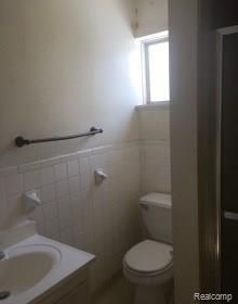 30 Lewis Street Pontiac, MI 48342 - Photo 7 of 8 7.jpg