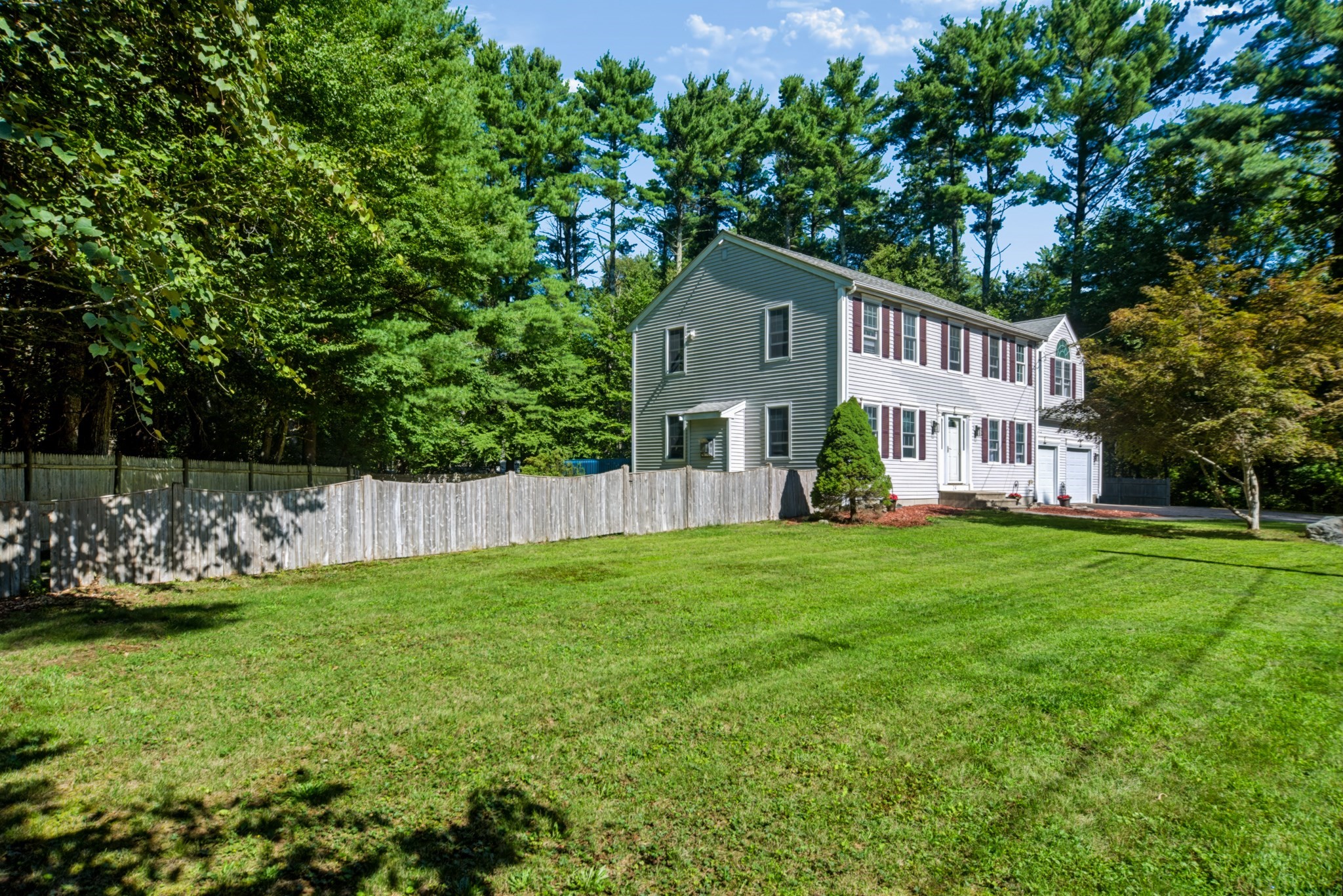 24 Evergreen Road Lakeville, MA 02347 - Photo 3 of 33 Gallery Image 3