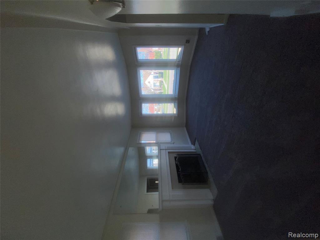 16207 Biltmore Street Detroit, MI 48235 - Photo 3 of 13