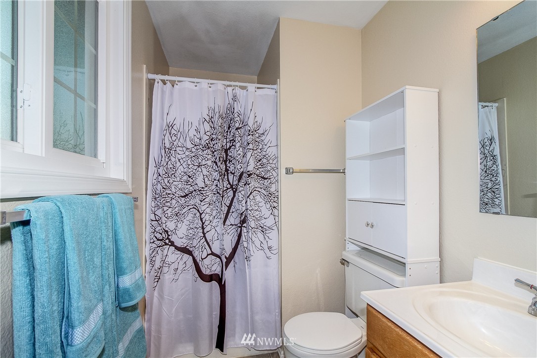 531 213th Place Southwest Bothell, WA 98021 - Photo 9 of 18