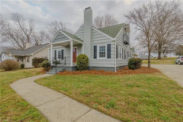 $329,900 | 1534 5 Oaks Trail, Mount Airy, NC 27030