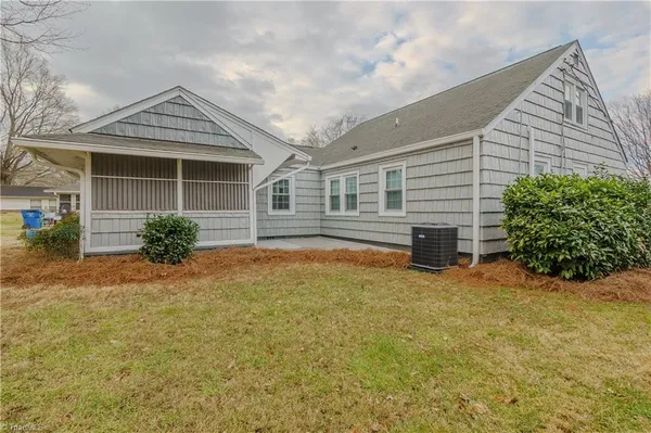 $329,900 | 1534 5 Oaks Trail, Mount Airy, NC 27030