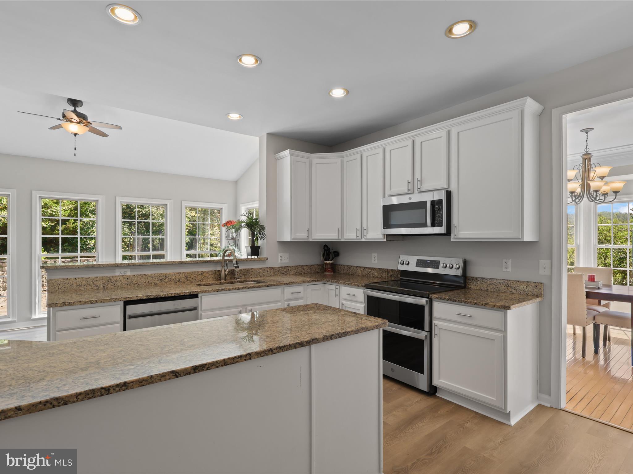 6069 Beverleys Mill Road Broad Run, VA 20137 - Photo 17 of 60 Kitchen