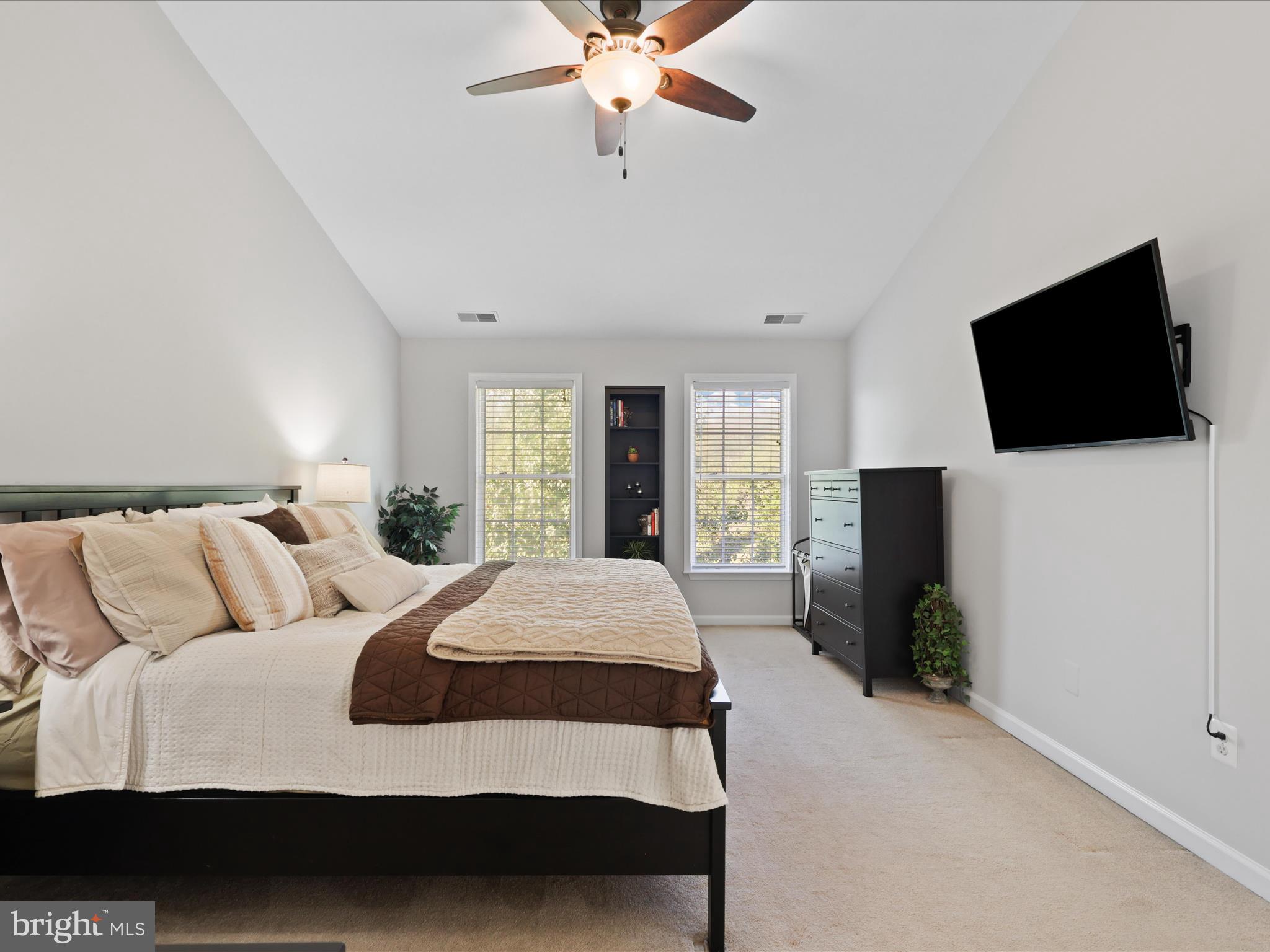 6069 Beverleys Mill Road Broad Run, VA 20137 - Photo 28 of 60 Primary Bedroom