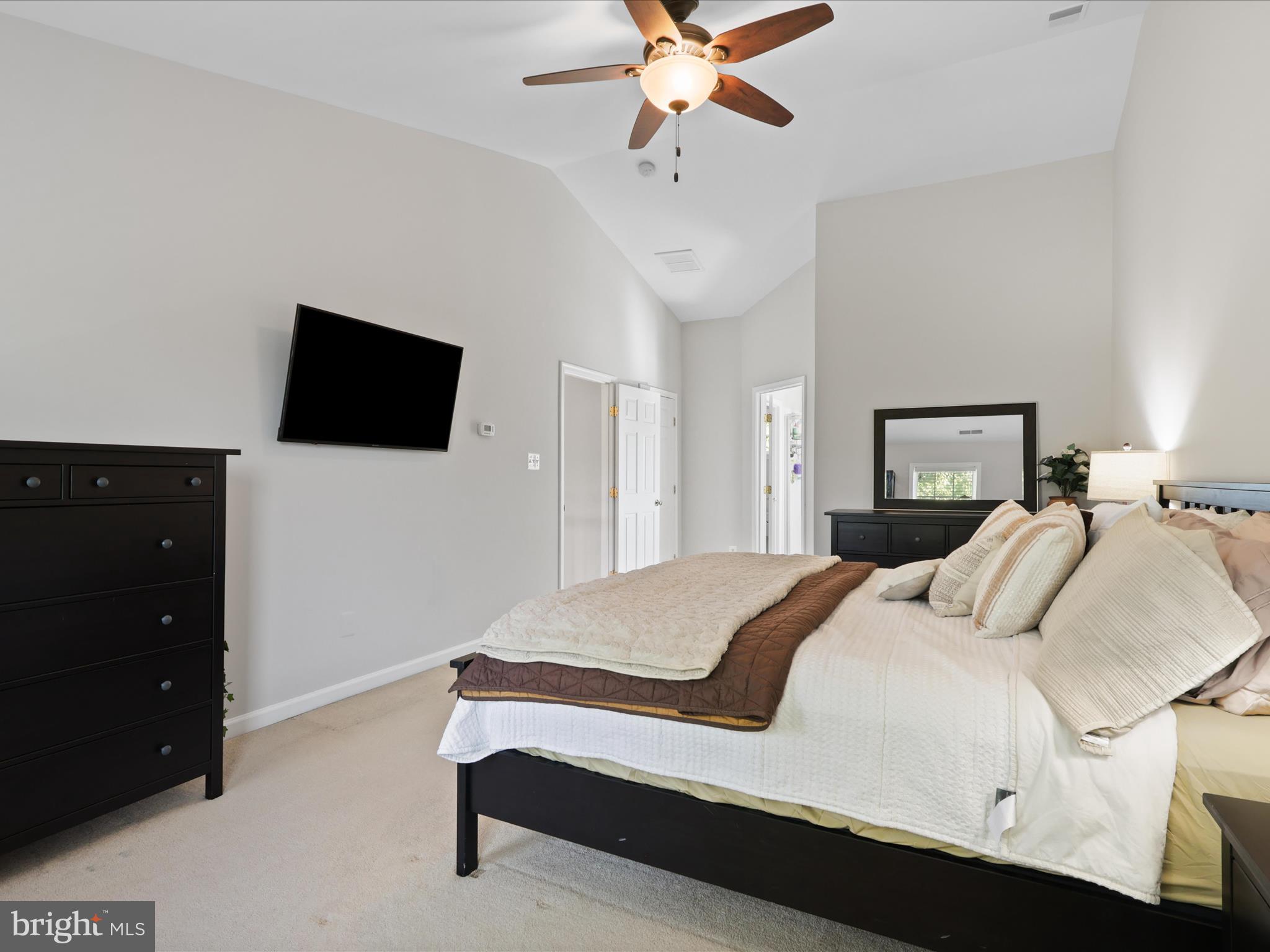 6069 Beverleys Mill Road Broad Run, VA 20137 - Photo 29 of 60 Primary Bedroom