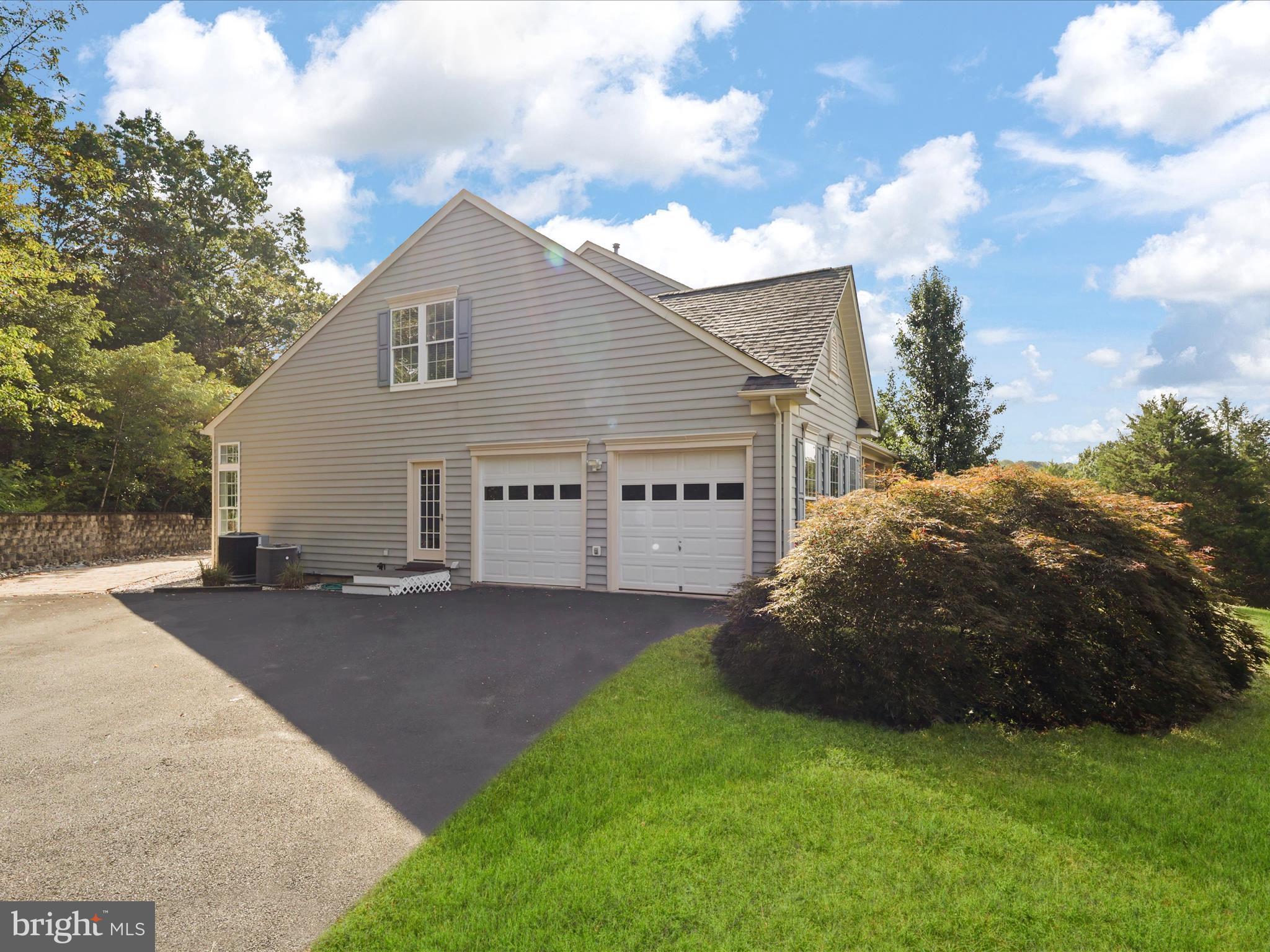 6069 Beverleys Mill Road Broad Run, VA 20137 - Photo 5 of 60 Exterior