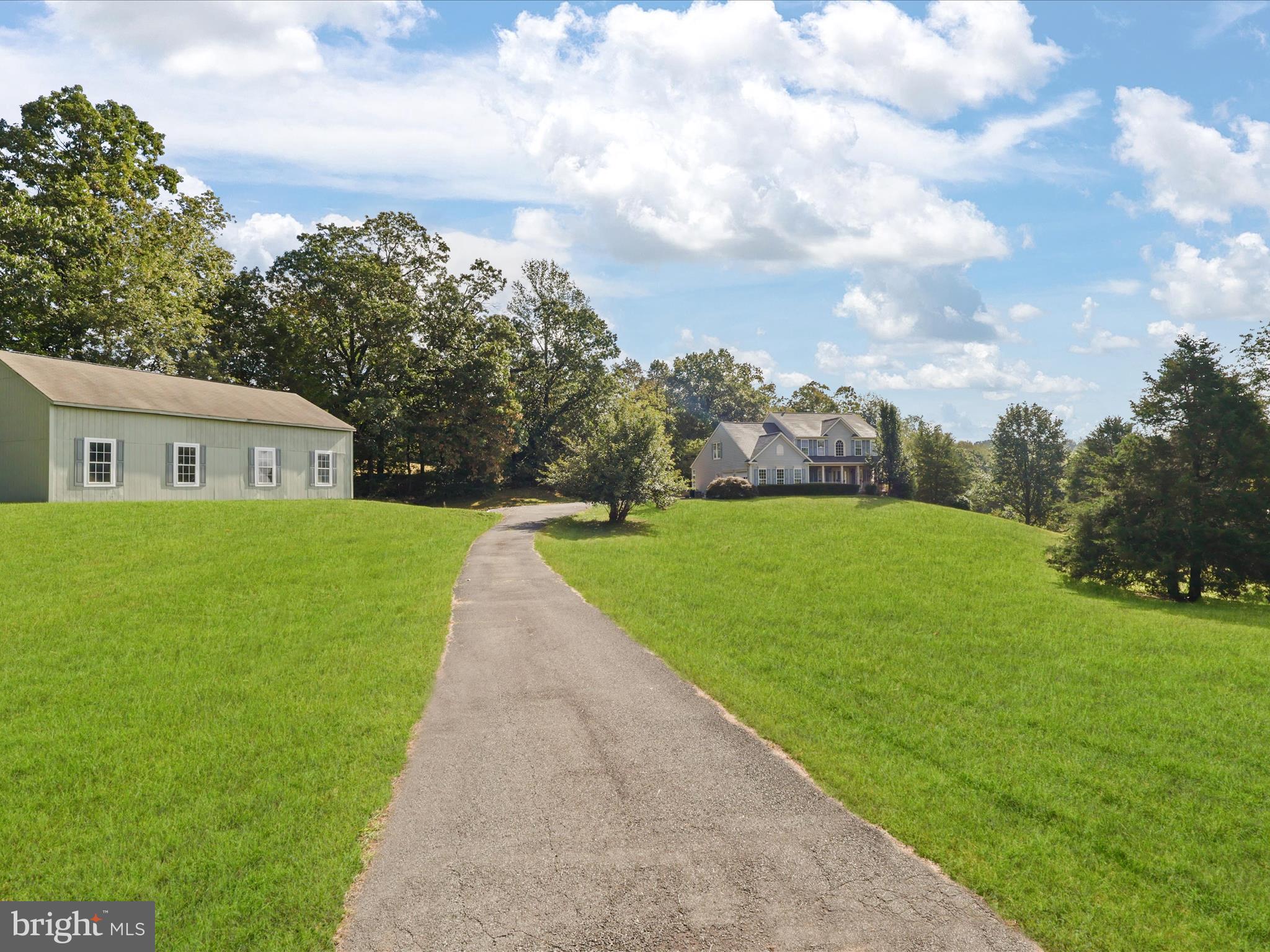 6069 Beverleys Mill Road Broad Run, VA 20137 - Photo 6 of 60 Exterior