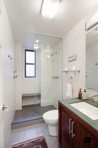 $1,495,000 | 305 West 86th Street, Unit 5B | Upper West Side
