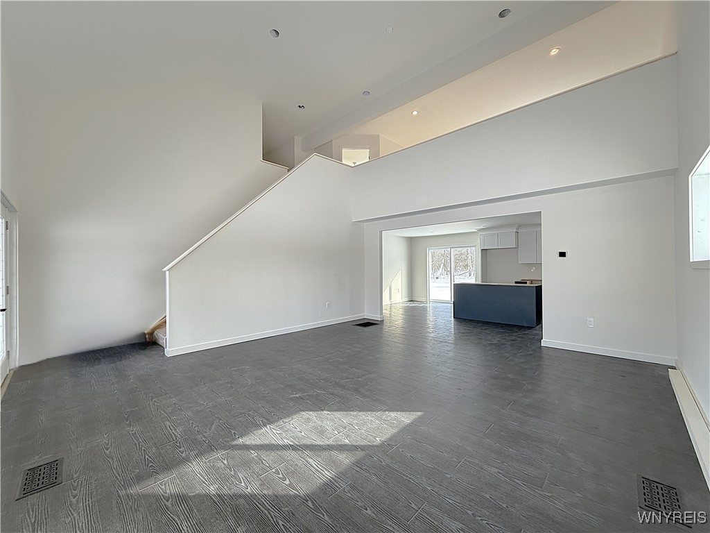 595 Seneca Road Evans, NY 14006 - Photo 4 of 36