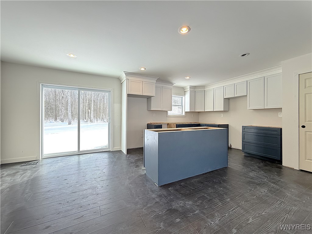 595 Seneca Road Evans, NY 14006 - Photo 7 of 36