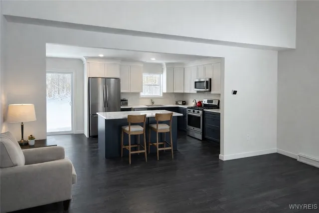 $550,000 | 595 Seneca Road, Evans, NY 14006