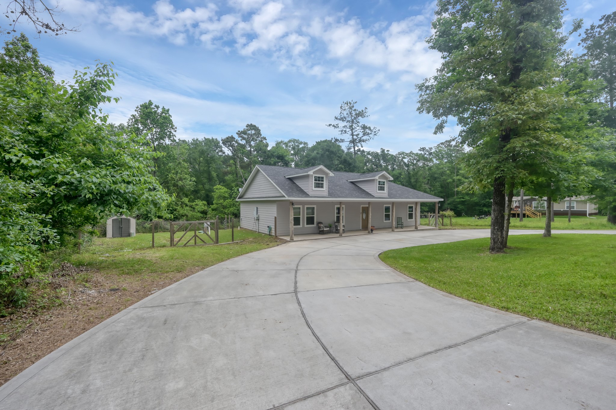 3381 Roy Bean Road Willis, TX 77378 - Photo 3 of 49