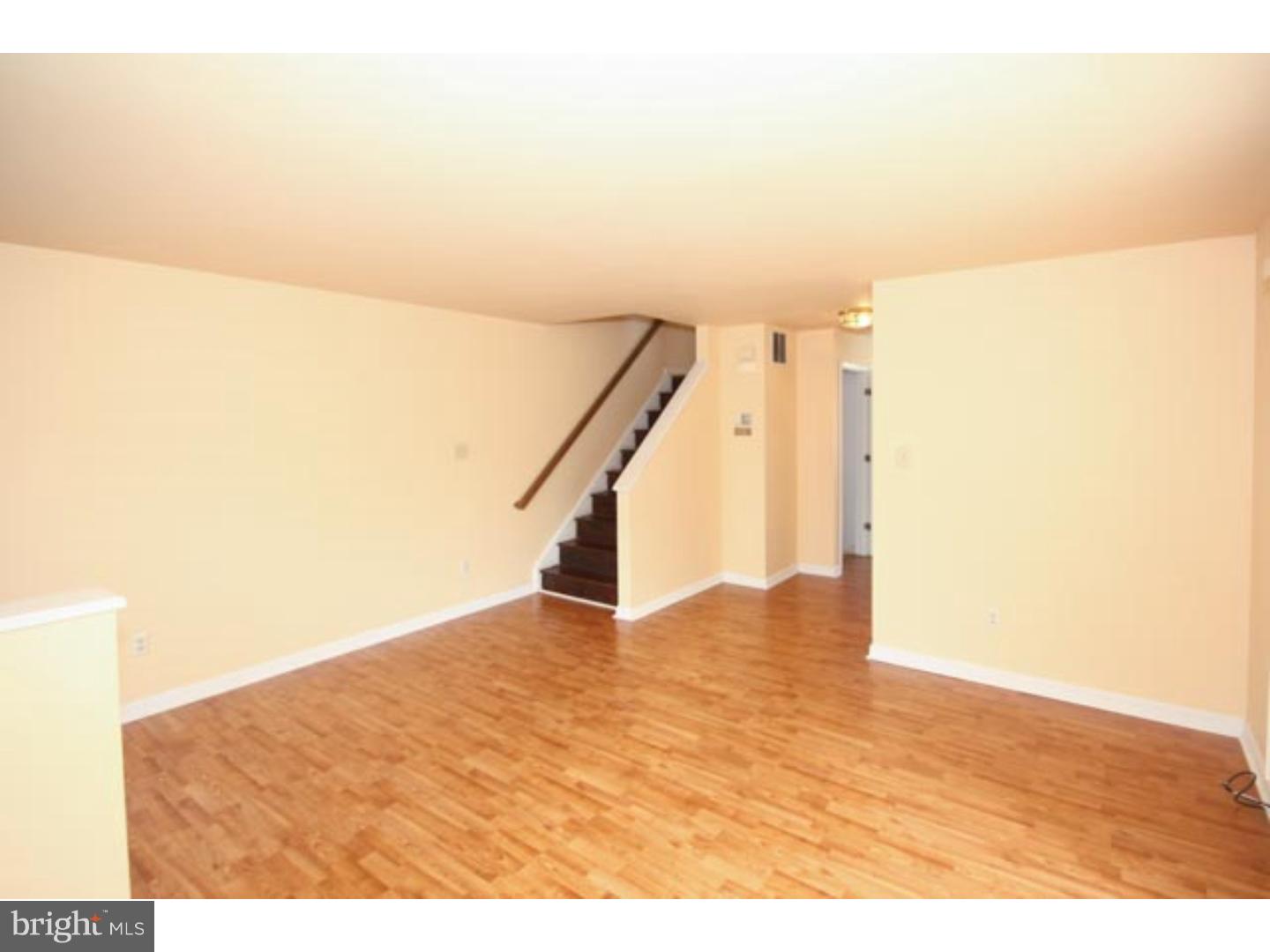 2701 Willits Road, Unit B Philadelphia, PA 19114 - Photo 3 of 25 Living Room